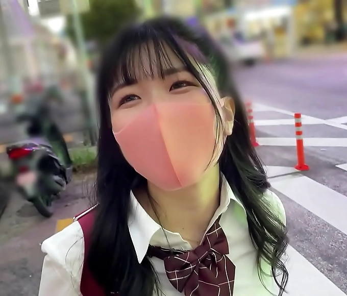 Japanese Nurse Piston in Raw Sex with Glossy Body and Black Hair! She s a Self-Shaking Enchantress in a Cute Costume!