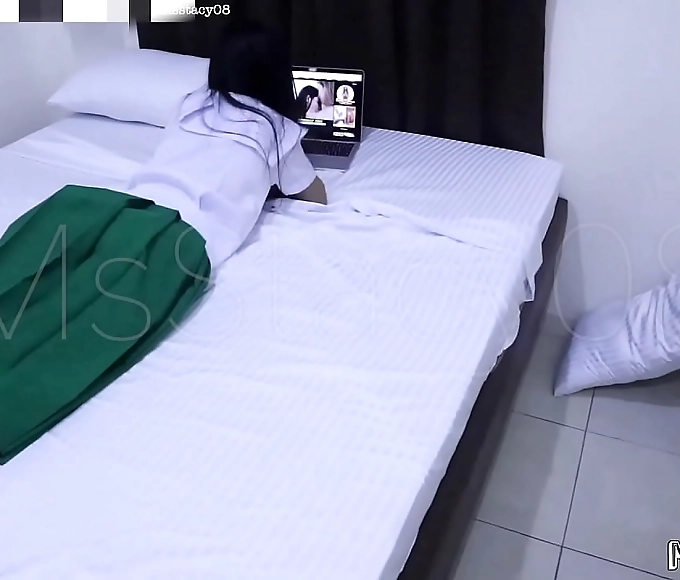 Indulge in the Luscious Charms of Nahuli with Insan Porn